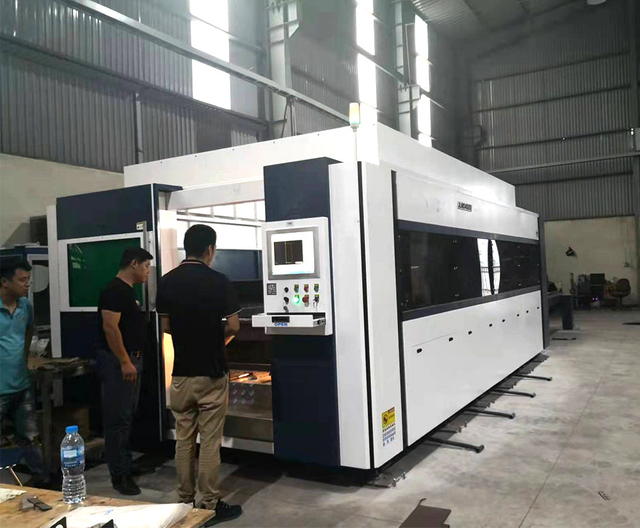 M&aacute;quina de corte a laser com design de caixa tipo navio JLMD6023