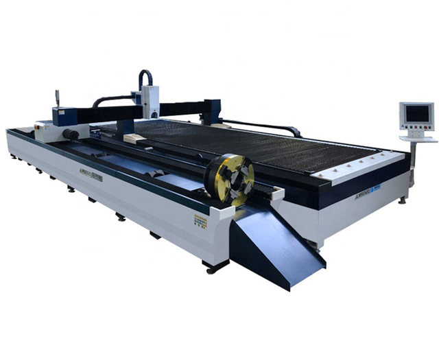 M&aacute;quina de corte a laser com interface f&aacute;cil de operar JLNS8025