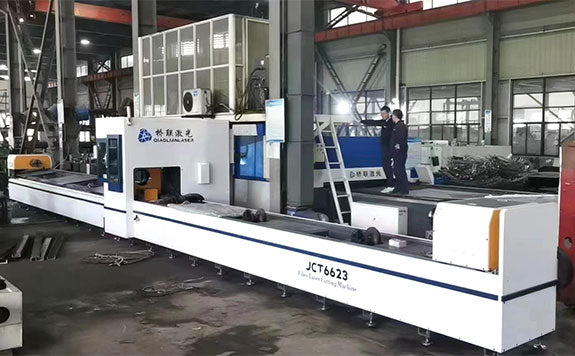 JCT3628 machine de d&eacute;coupe laser de tuyaux avec fonction de d&eacute;coupe 3D
