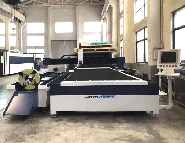 M&aacute;quina de corte por l&aacute;ser con extracci&oacute;n de polvo dividida JLNS6023