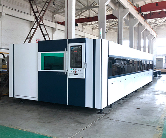 M&aacute;quina de corte por l&aacute;ser con modos de mesa de intercambio JLMD8025